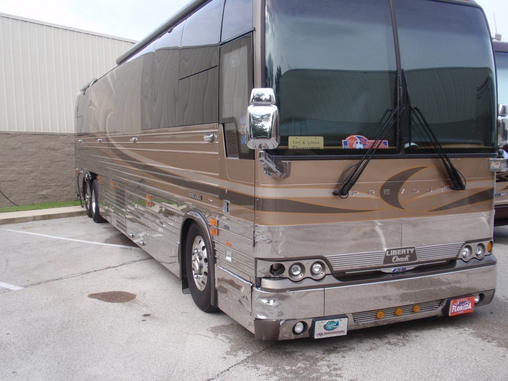 Prevost Collisions XL II Liberty