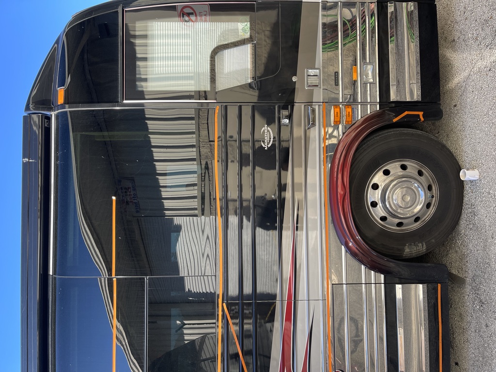Prevost XL II side, front & rear Collision, photo 8