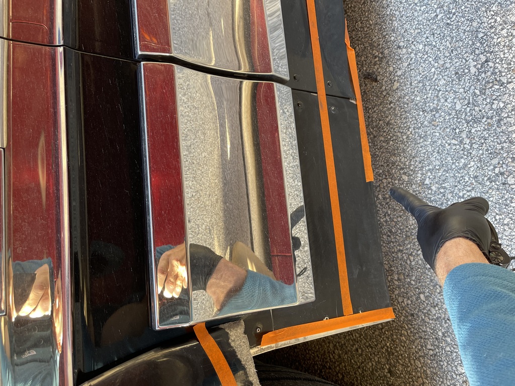 Prevost XL II side, front & rear Collision, photo 17