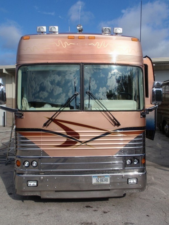 1995 Country Coach with Excalibur Coach Headlight Upgrade
