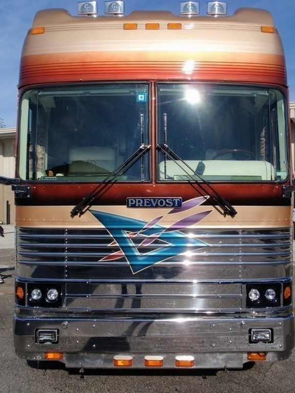 1998 Prevost Country Coach with Excalibur Coach Headlight Upgrade
