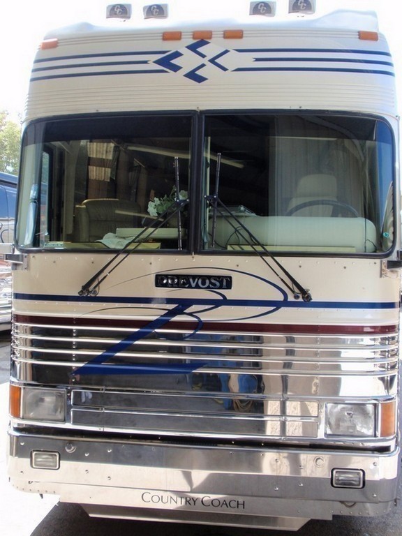 1999 Prevost XL Country Coach before Excalibur Coach headlight Update
