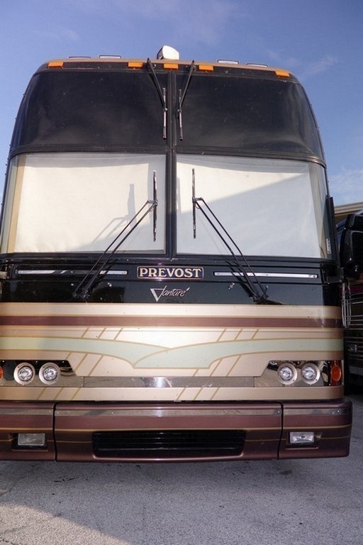 Prevost H3-45 Vantare Featherlite after headlight upgrade by Excalibur Coach - Copy