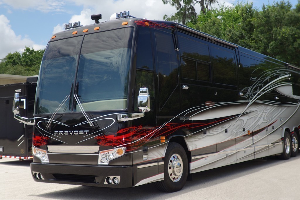 Prevost H3-45 Liberty 1999 with 2016 Facelift Upgrade and New paint design