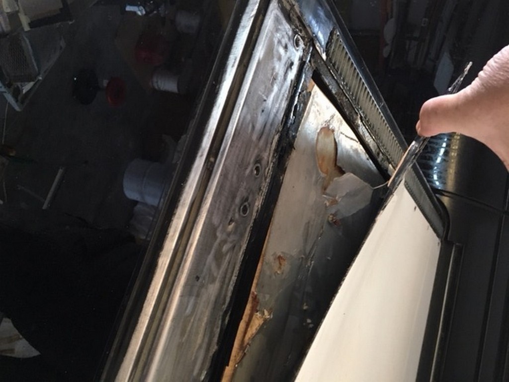 - Prevost XL II Salon Slide repaired by Excalibur Coach