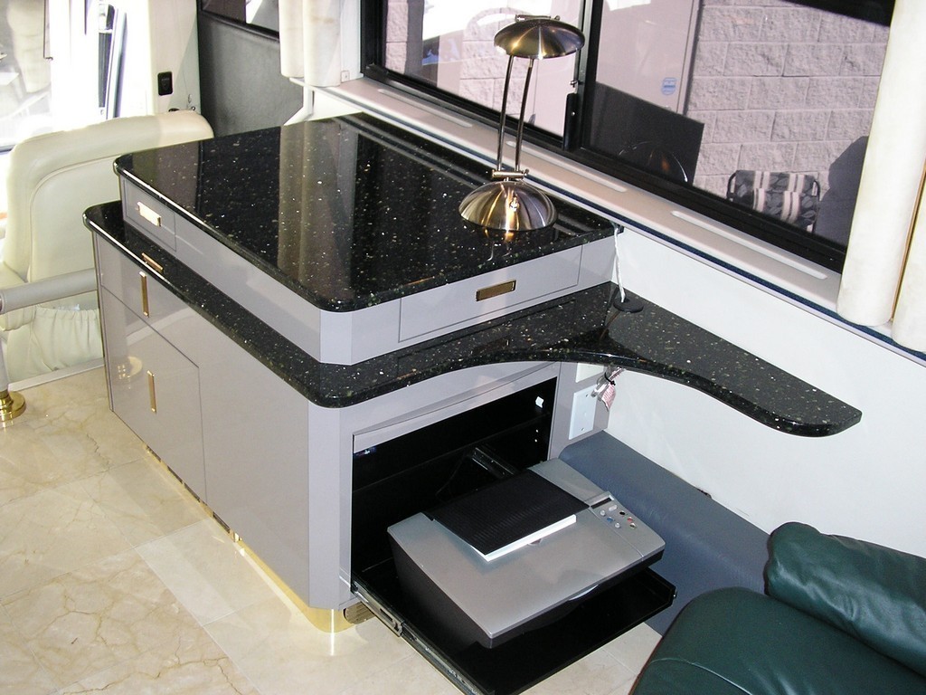 - New laptop workstation installed in coach by Excalibur Coach