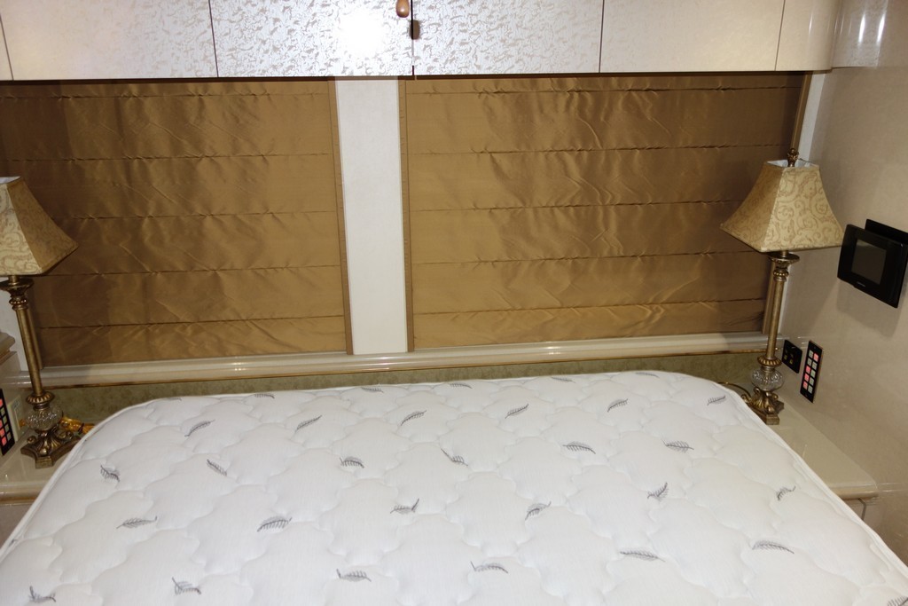 Prevost Marathon XL II by Excalibur Coach new king bed and modified end cabinets by Excalibur Coach