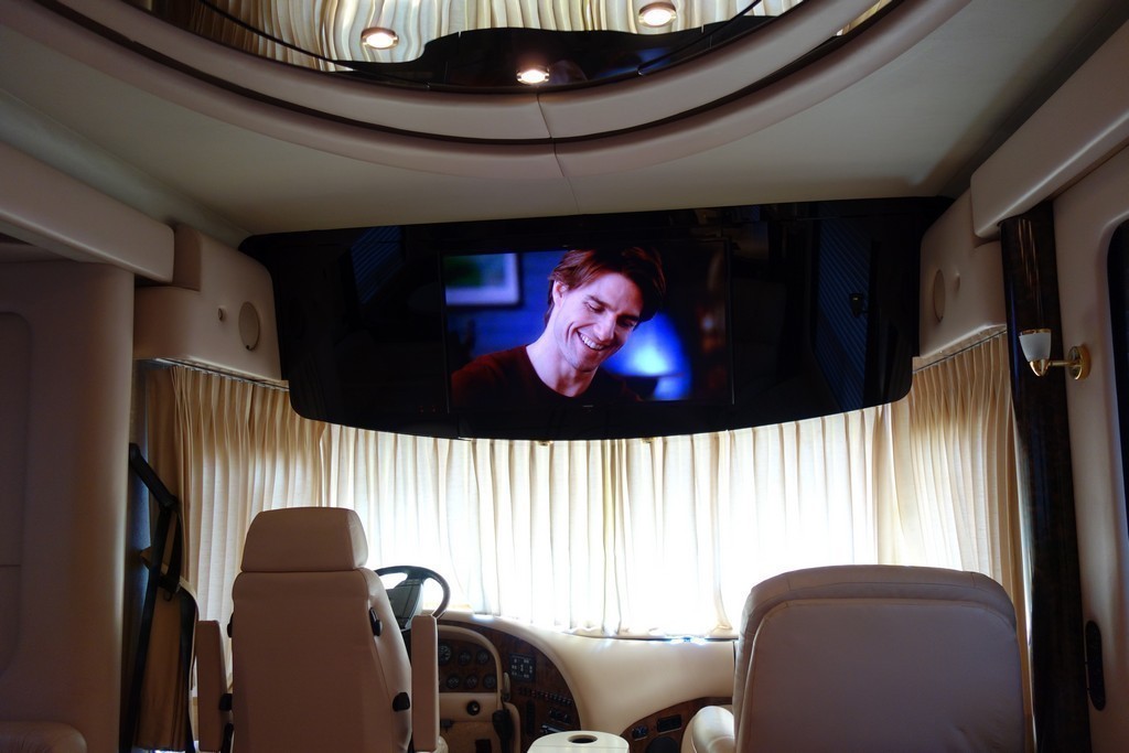 2001 Prevost Newell after new larger HD TV and new HD wiring by Excalibur Coach