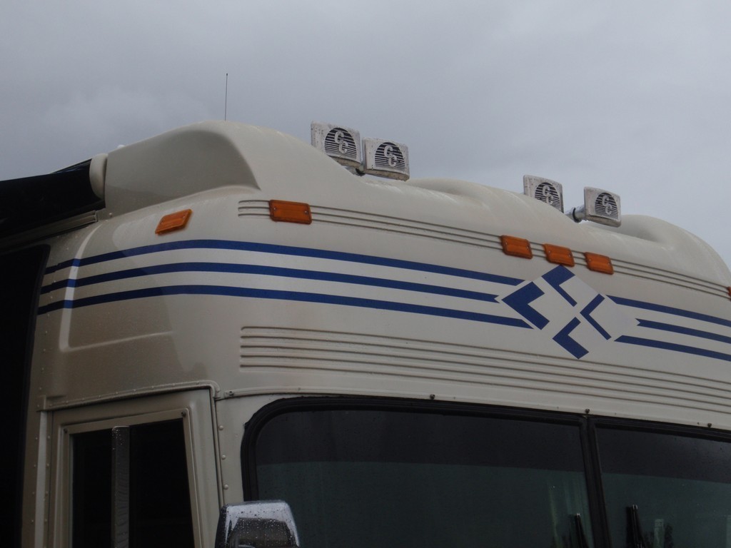 1999 XL Prevost Excalibur Coach Front Faring Done - XL - XLII - H3-45 - Motorhome