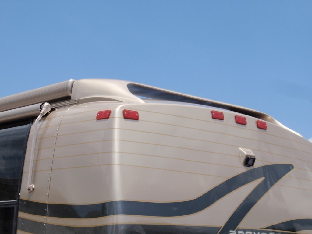 Prevost XL new rear awning farings by Excalibur Coach - XL - XLII - H3-45 - Motorhome