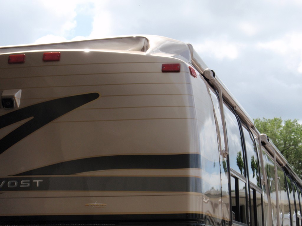 Prevost XL new rear awning farings by Excalibur Coach - XL - XLII - H3-45 - Motorhome