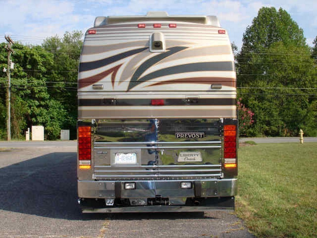 Prevost XL with Rear Cap added by Excalibur Coach - Prevost Motorhomes - Entertainers - XL - XLII - H3-45 - Class A