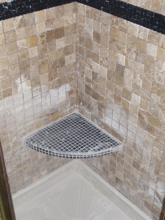Prevost H3-45 New Stone Shower with seat by Excalibur Coach - Motorhomes - Entertainers H3-45 XL XLII