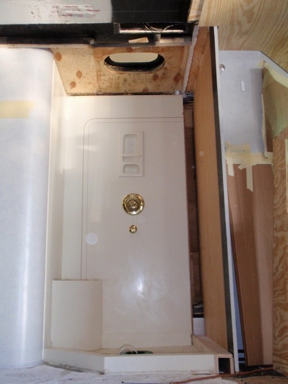 Prevost H3-45 Shower Enlargment, photo 2