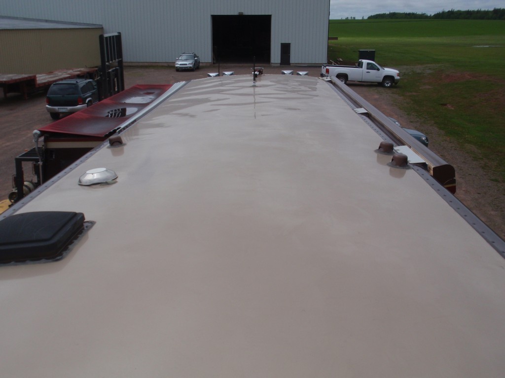 Prevost H3-45 Ceiling after interior Fire, photo 55