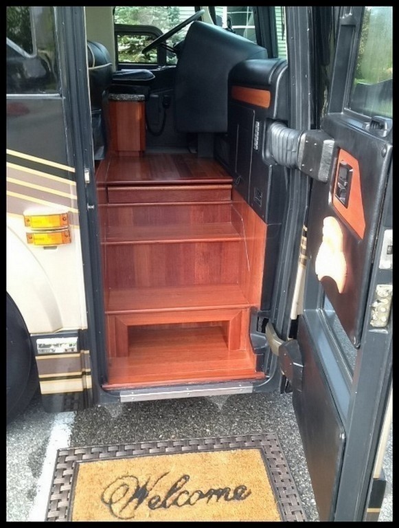 Prevost Marathon XL Ceiling Roof Airs Added, photo 7