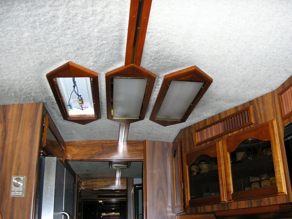 Roof Airs Galley B4