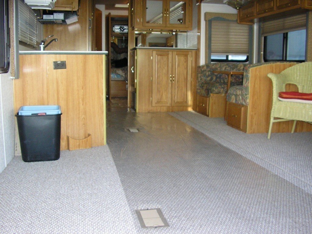 New Salon Carpet by Excalibur Coach - Floors - Prevost Motorhome - H3-45 - XL - XLII - Marathon - Country Coach