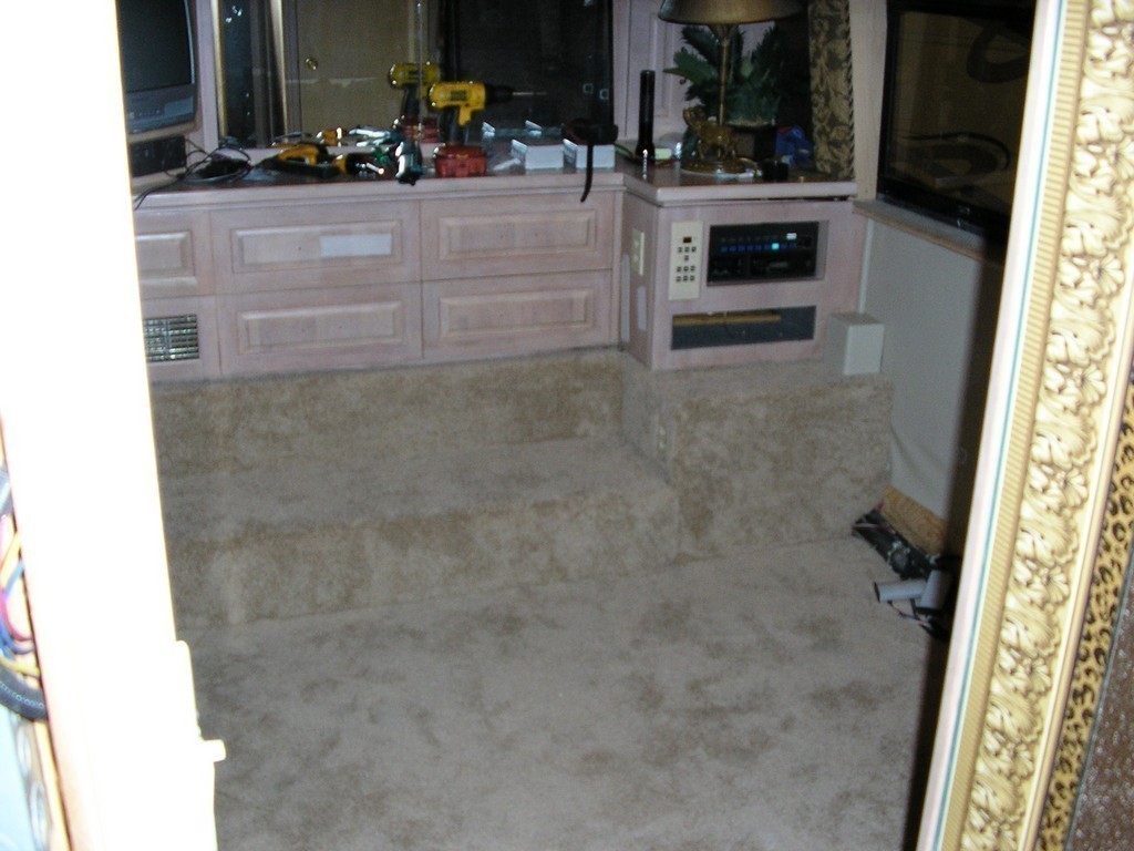 New carpet in process by Excalibur Coach - Floors - Prevost Motorhome - H3-45 - XL - XLII - Marathon - Country Coach
