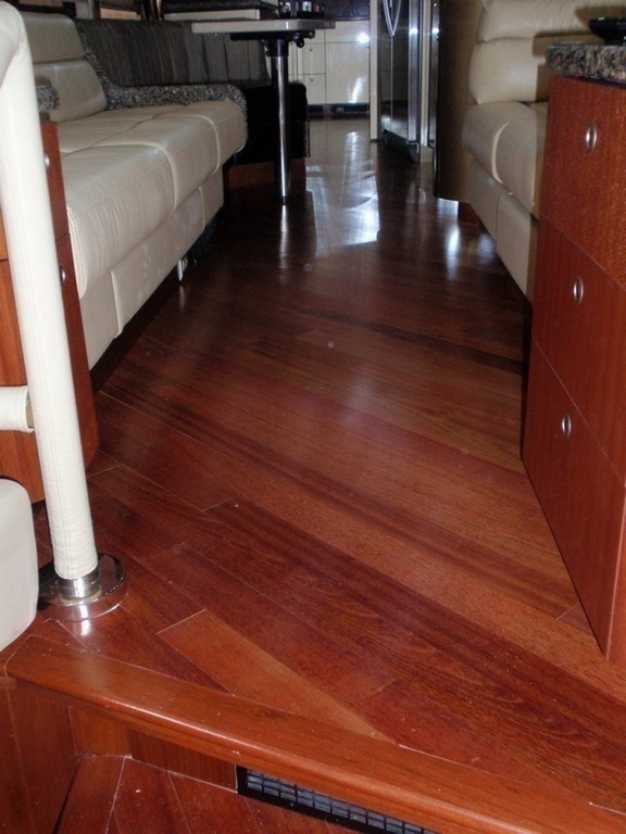 Featherlite New Vinyl Wood Planking finished bullnose by Excalibur Coach - Floor - Prevost Motorhome - H3-45 - XL- XLII - Marathon