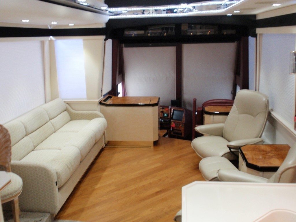 Prevost Featherlite New Wood Floor Salon by Excalibur Coach - Floor - Prevost Motorhome - H3-45 - XL- XLII - Marathon - Entertainer