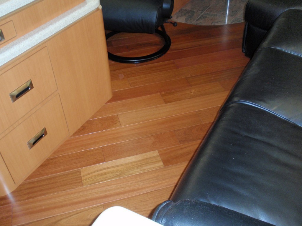 Prevost XL new wood floor by Excalibur Coach - Prevost Motorhome H3-45 - XL - XLII - Entertainer - Class A