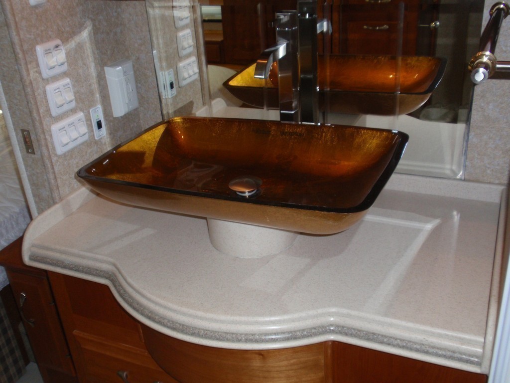 Prevost Monaco - New contemporary vanity sink by Excalibur Coach - Prevost Motorhome H3-45 - XL - XLII - Entertainer - Class A