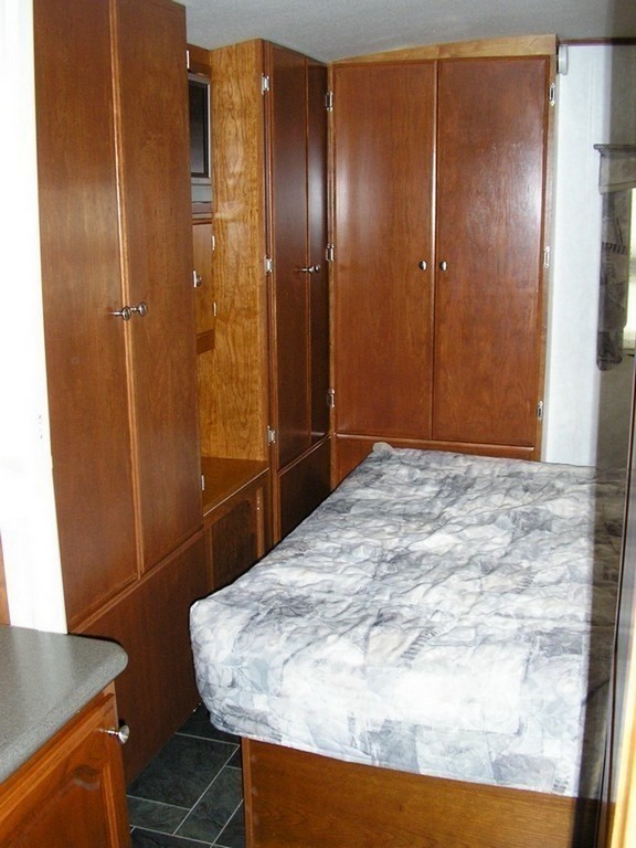 Added Closets, photo 2