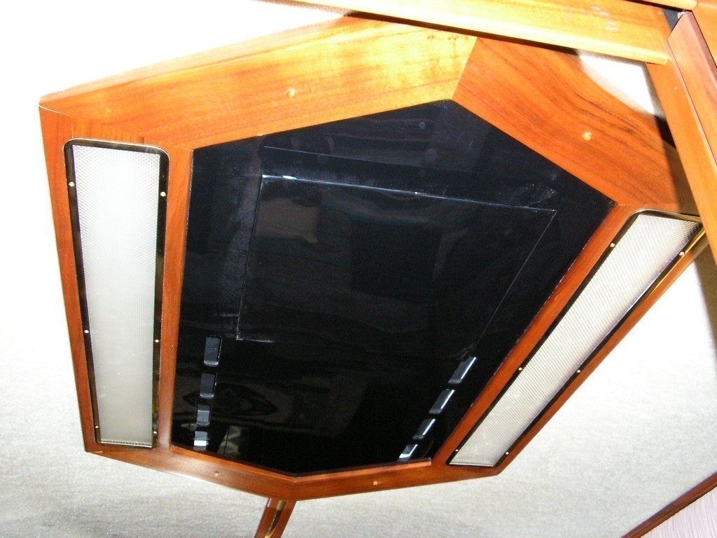 Galley AC plenum