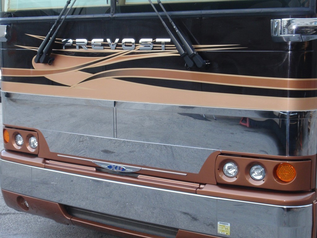 Prevost XL II Excalibur Coach XL II Front Headlight Upgraded