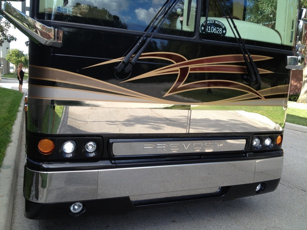 Prevost XL II Headlight upgrade by Excalibur Coach