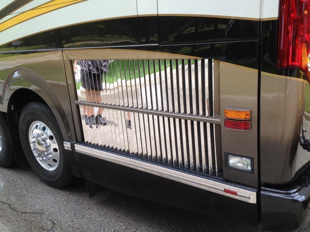 Prevost H3-45 radiator door with added stainless steel by Excalibur