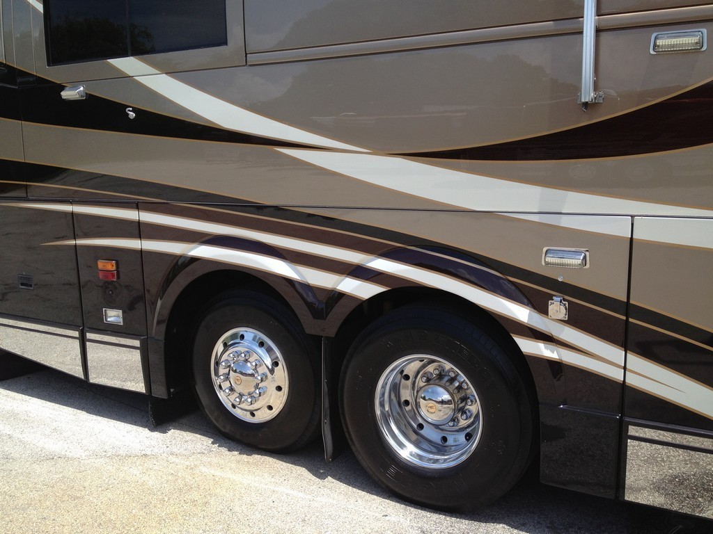 Prevost 1 H3-45 Complete 2012 Upgrades Front, Rear and Fender upgrade, photo 28
