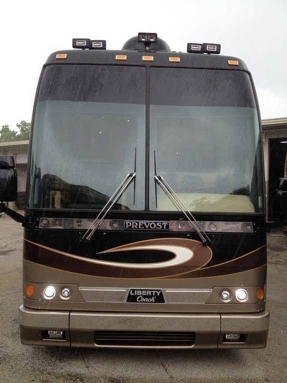 Prevost 1a H3-45 2012 Front Upgrades, photo 30