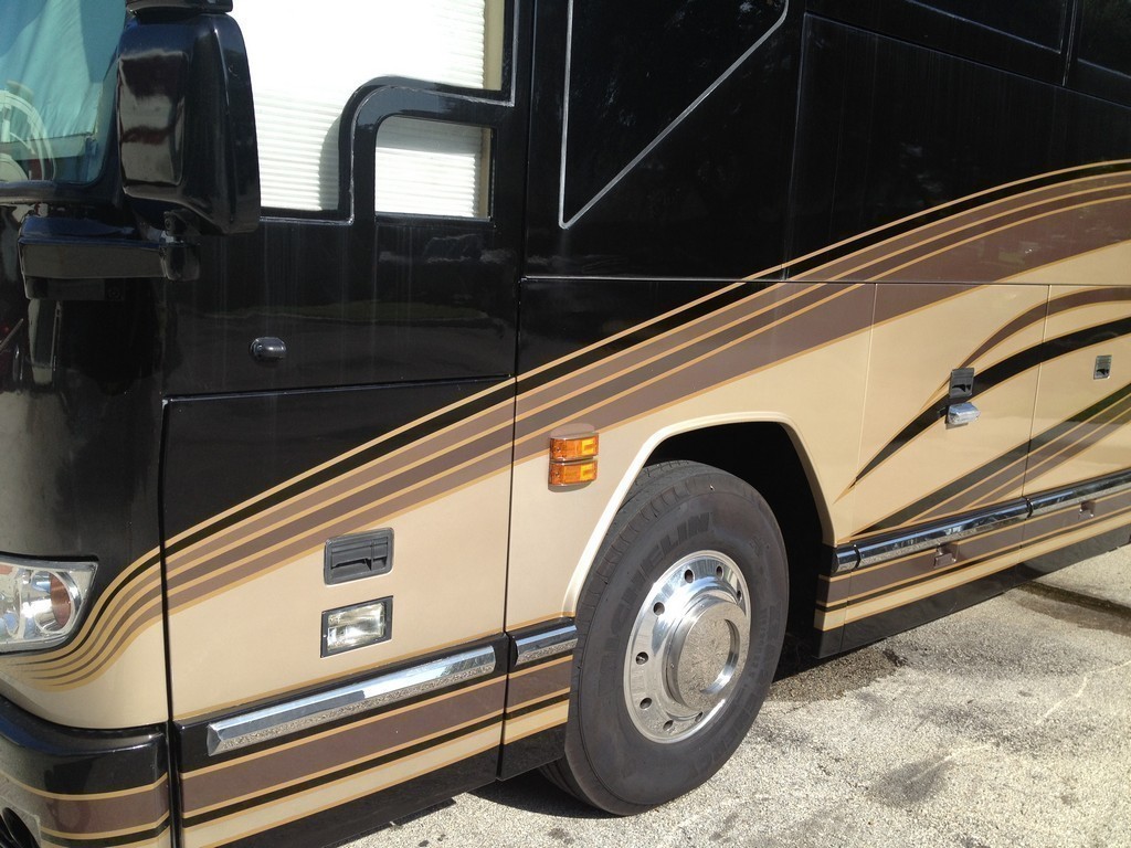 Prevost H3-45 LH Front Fender Before Upgrade by Excalibur Coach