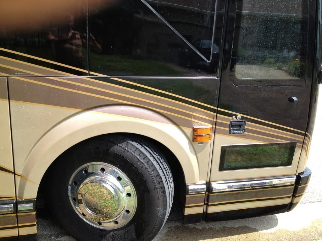 Prevost H3-45 RH Front Fender Upgraded by Excalibur Coach