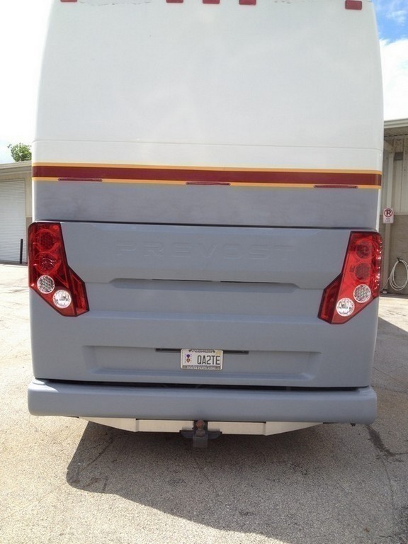 Prevost 4 H3-45 2012 Engine Door Upgrade, photo 23