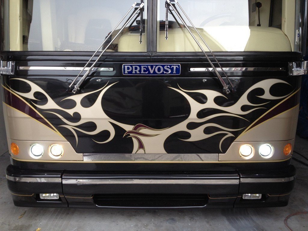 Prevost H3-45 2001 Headlight updated by Excalibur Coach