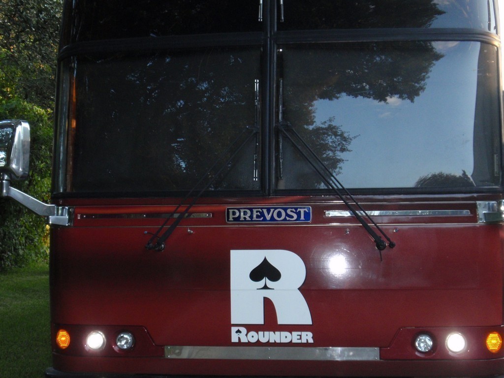 Prevost H3-45 After Excalibur Coach Headlight Update