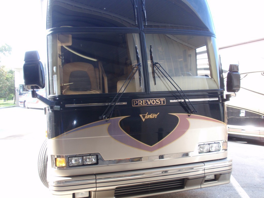 Prevost H3-45 2012 Front Facelift Upgrade 2001 FTHR 2001