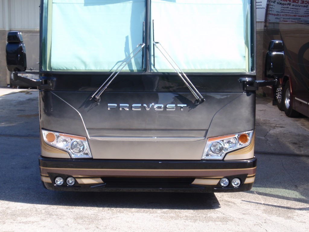 Prevost H3-45 Excalibur Coach 2010 Front facelift Update