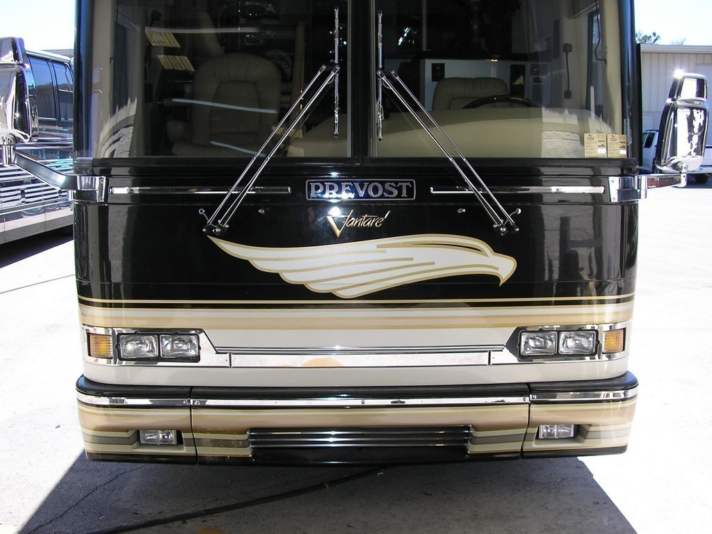 99 Prevost H3-45 Before Excalibur Coach Front Update