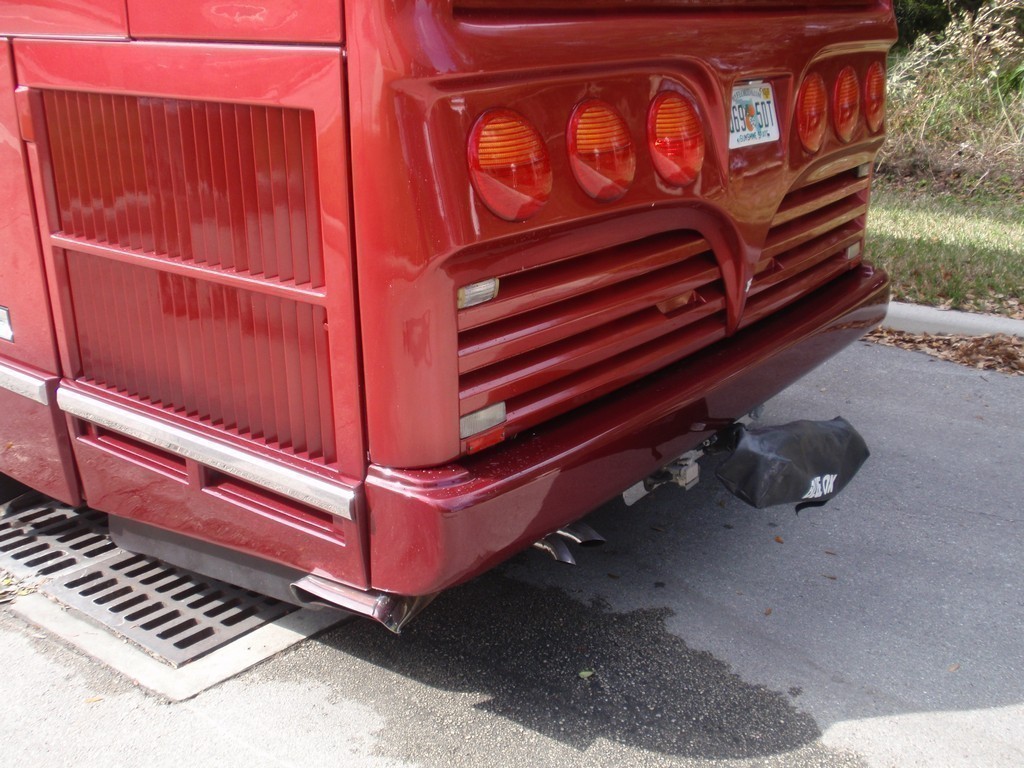 2002 Prevost H3-45 Marathon Excalibur Coach custom Bumper