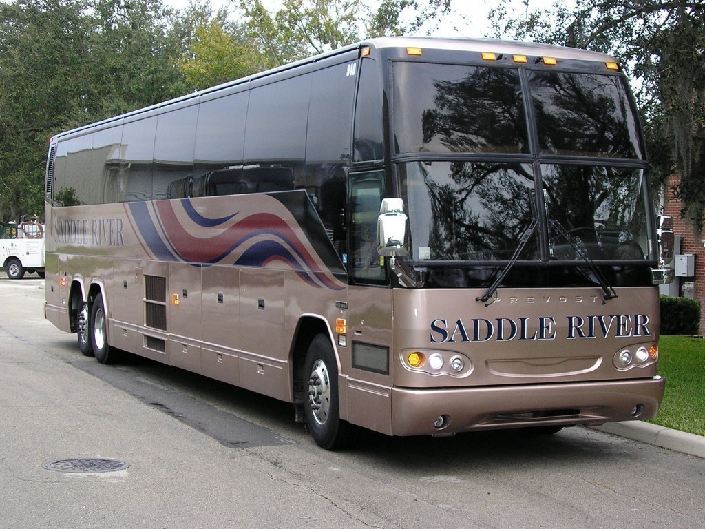 1997 Prevost H3-45 Coach Looks Like New by Excalibur Coach