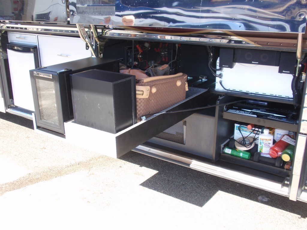 Prevost Motorhome Bay 2 Before Excalibur Coach upgrades