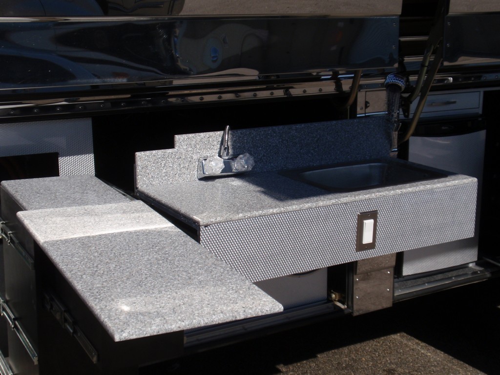 Prevost bay 4 Sink and Work Surface by Excalibur Coach Prevost Motorhome XL XLII H3