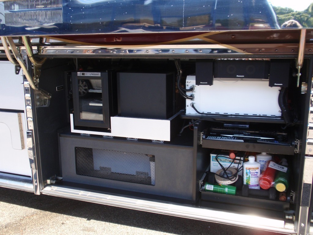 Prevost Bay two storage management by Excalibur Coach Prevost Motorhome XL XLII H3