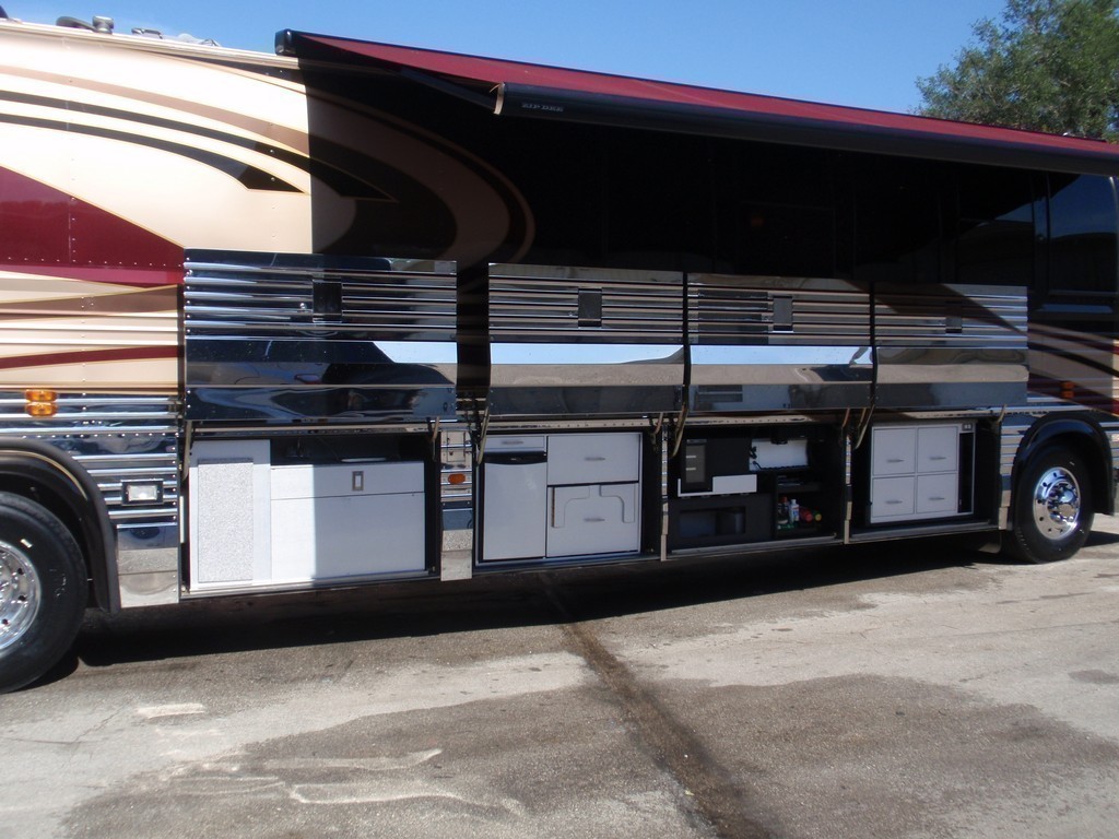 Prevost Bays Finished by Excalibur Coach Prevost Motorhome XL XLII H3