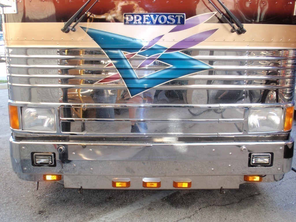 1998 Prevost Country Coach before Excalibur Coach Headlight Upgrade