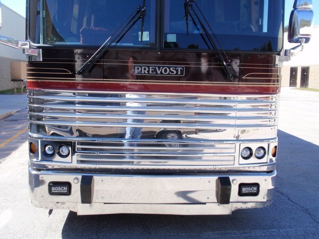 Prevost XL Marathon after Excalibur Coach Headlight upgrade
